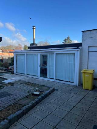 IN OPTIE: Te renoveren woning op toplocatieBent u op zoek naar een woning die u naar uw hand kunt zetten aan de rand van de Kalmthoutse Heide? Dan is...