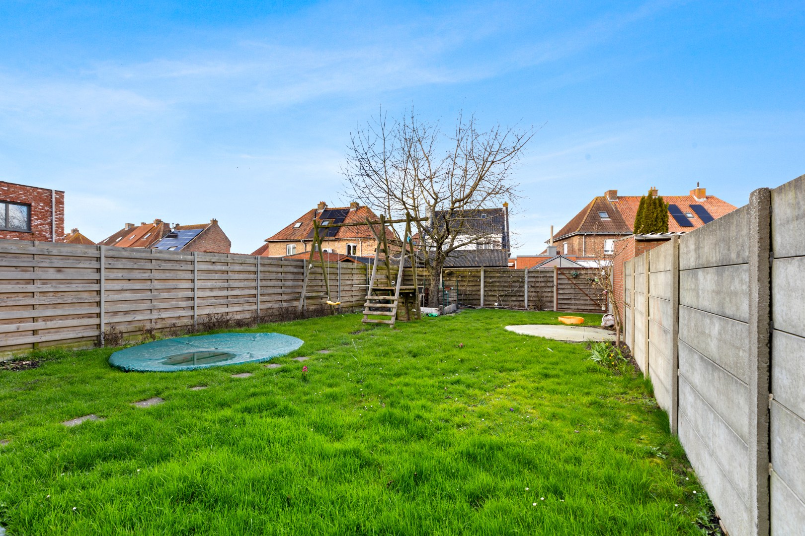 Gerenoveerde woning nabij het centrum van Veurne! - foto 2