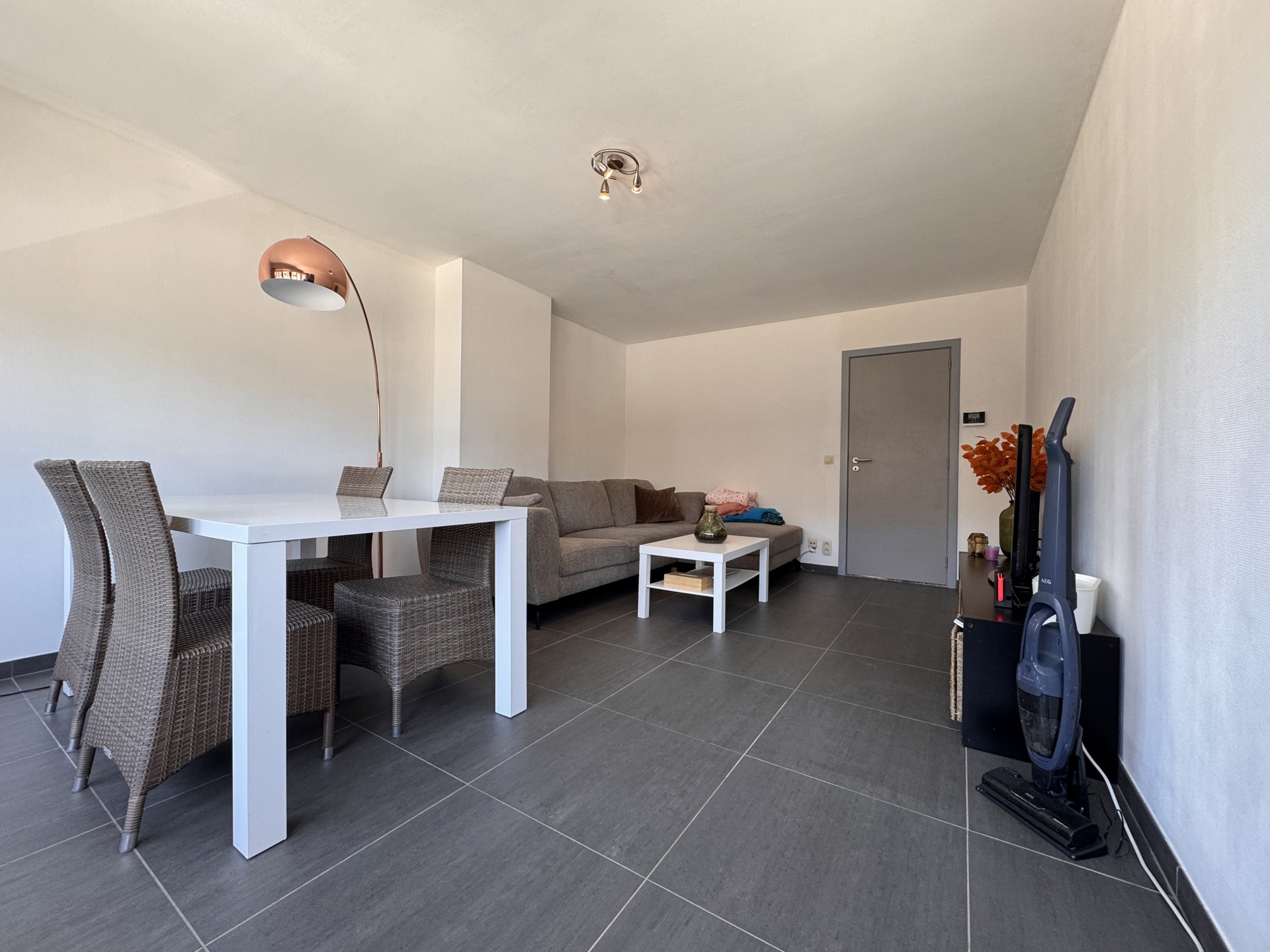 Appartement met twee slaapkamers en tuin - foto 3