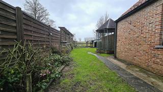 Nice house located in rural Bossuit, 5 minutes from the center of Avelgem. Close to nature and relaxation. The house consists of 2 living...