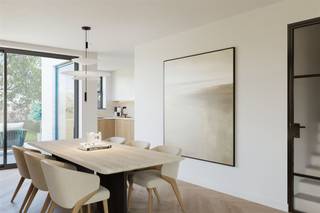 <p><span>Prachtige nieuwbouwwoning op ideale ligging!</span></p><p><span> </span></p><p><span>Belangrijkste troeven:</span></p><p><span>- Deze woning wordt nieuw gebouwd met de beste materialen en de nieuwste technieken</span></p><p><span>- Dit zorgt voor een E-peil van 10 of lager</span></p><p><span>- Warmtepomp met vloerverwarming en -koeling, ook op elke slaapkamer en zolder!</span></p><p><span>- Zonnepanelen, ventilatiesysteem D,...</span></p><p><span>- Praktische indeling met mooie ruimtes</span></p><p><span>- Ideale ligging: rustig gelegen en op wandelafstand van centrum (scholen, winkels, bibliotheek,...)</span></p><p><span>- Buitenaanleg (omheining, oprit en terras) reeds in de prijs inbegrepen!</span></p><p><span>- Mogelijkheid tot extra kamers via vaste trap naar zolder</span></p><p><span>- De prijs is voor de volledig afgewerkte woning</span></p><p><span>- Oplevering voorzien voorjaar 2027</span></p><p><span>- Verkoop woning onder BTW en grond onder registratierechten</span></p><p><span> </span></p><p><span>Bekijk zeker ook onze grondplannen met de afmetingen. Zo krijgt u van thuis uit al een perfect beeld van wat deze woning te bieden heeft!</span></p><p><span>Wenst u meer info of een vrijblijvende bezichtiging, contacteer dan ons kantoor op het nummer 014 39 99 99 en wij helpen u graag verder.</span></p>