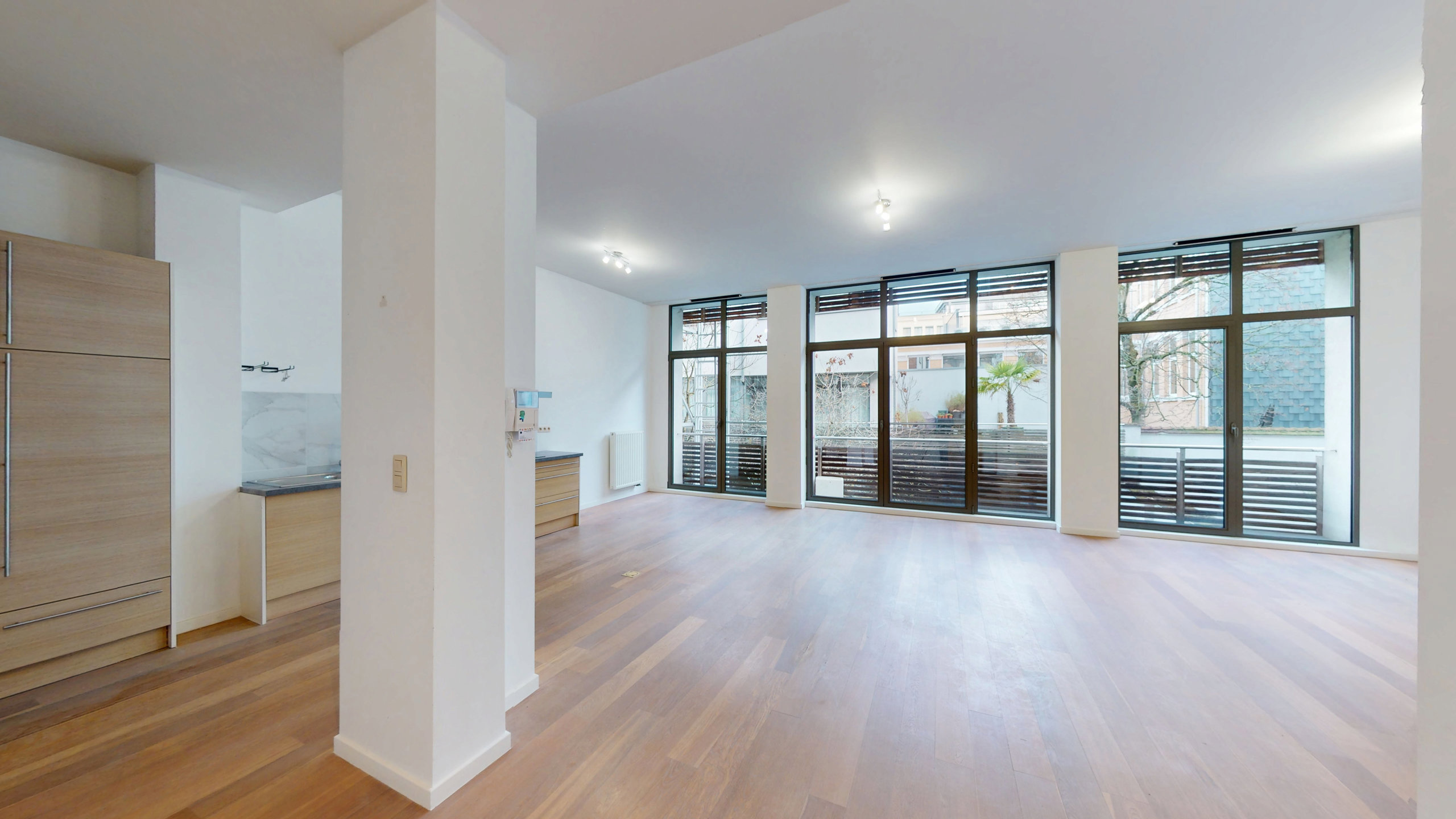 Appartement à louer à Anvers avec 3 chambres - photo 2