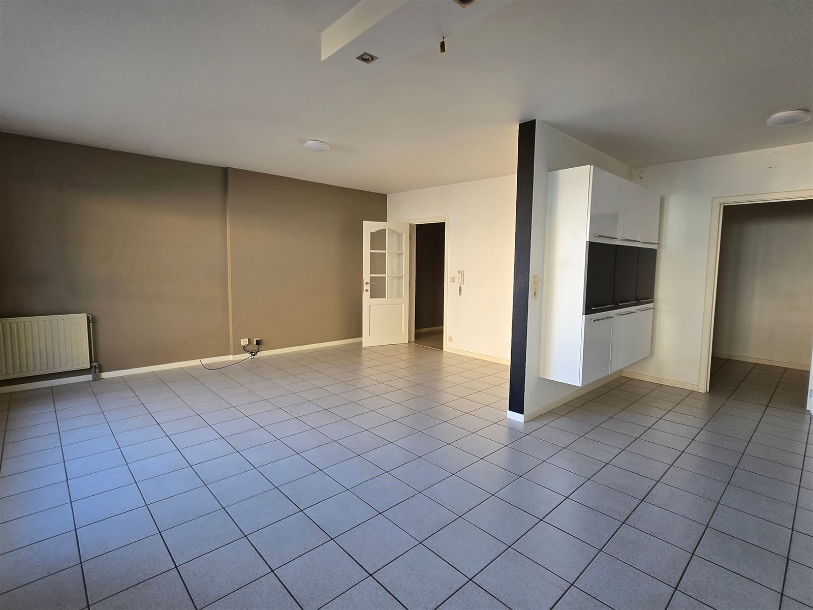 Gezellige duplex met 2 slaapkamers. - foto 2