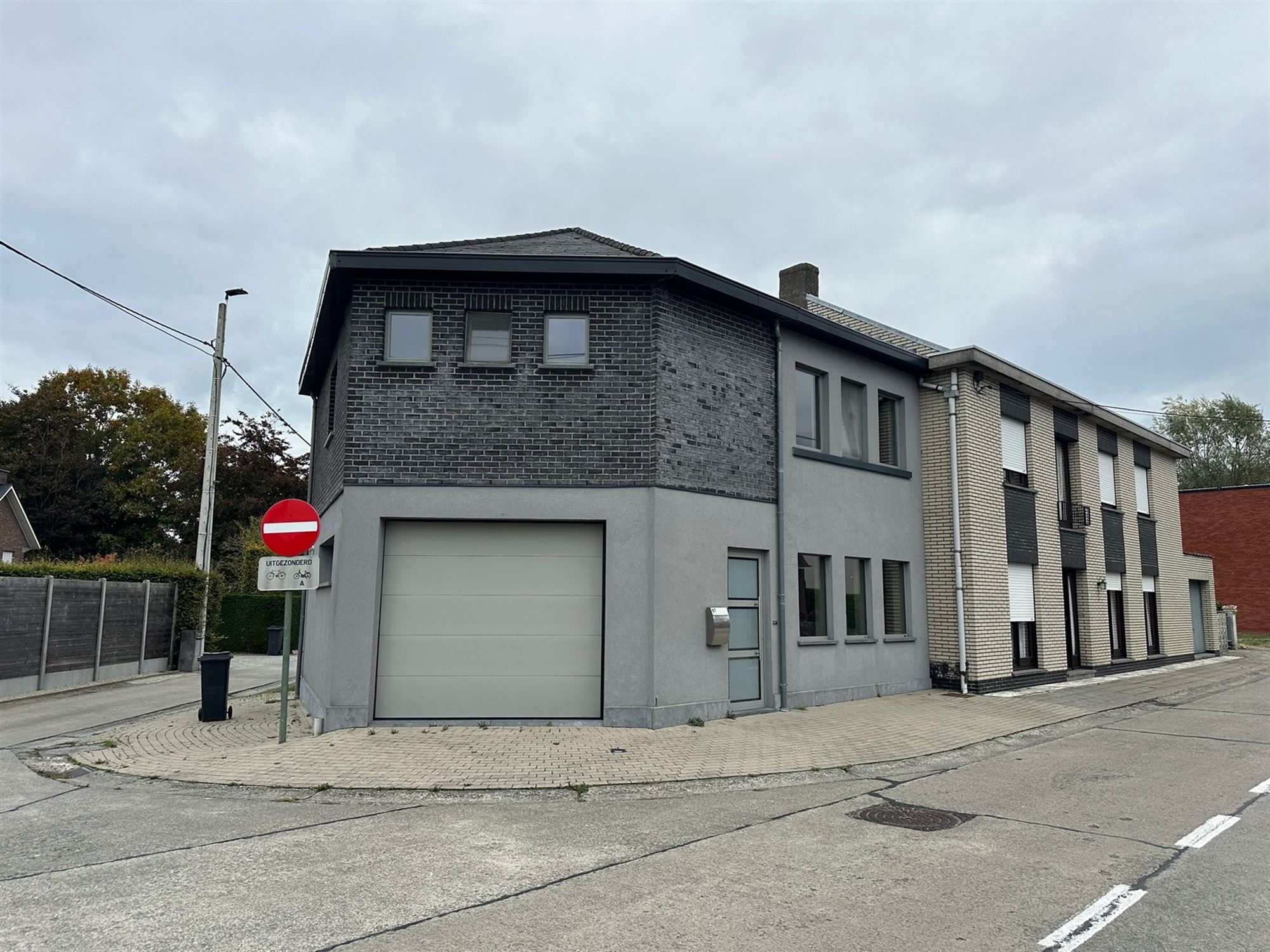 Kwalitatieve woning met garage en terras - foto 2