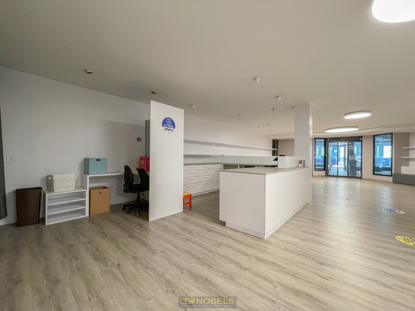 Te koop, veelzijdige eigendom met handelspand en 2 appartementen te centrum Zottegem - foto 5