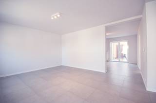 --- NIEUW --- Ruime volledig gerenoveerde woning (±164m²) met 4 slaapkamers 👉 Wenst u als eerste op de hoogte gebracht te worden? Laat uw...