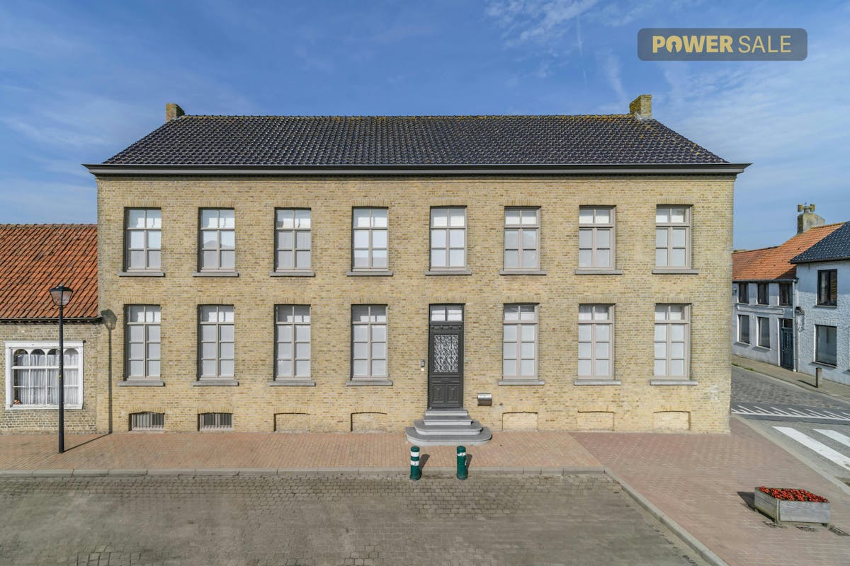 Manoir avec garage spacieux à vendre à Izenberge. - photo 1