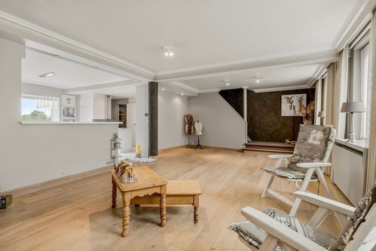 Woonst met handelspand op topligging Izegem - photo 3