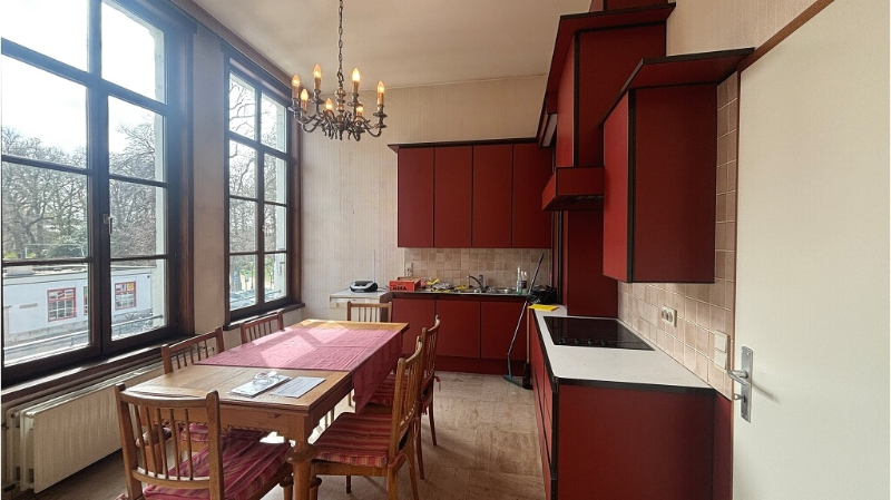 Ruim en comfortabel 3-slaapkamerappartement te huur in Brugge - foto 4