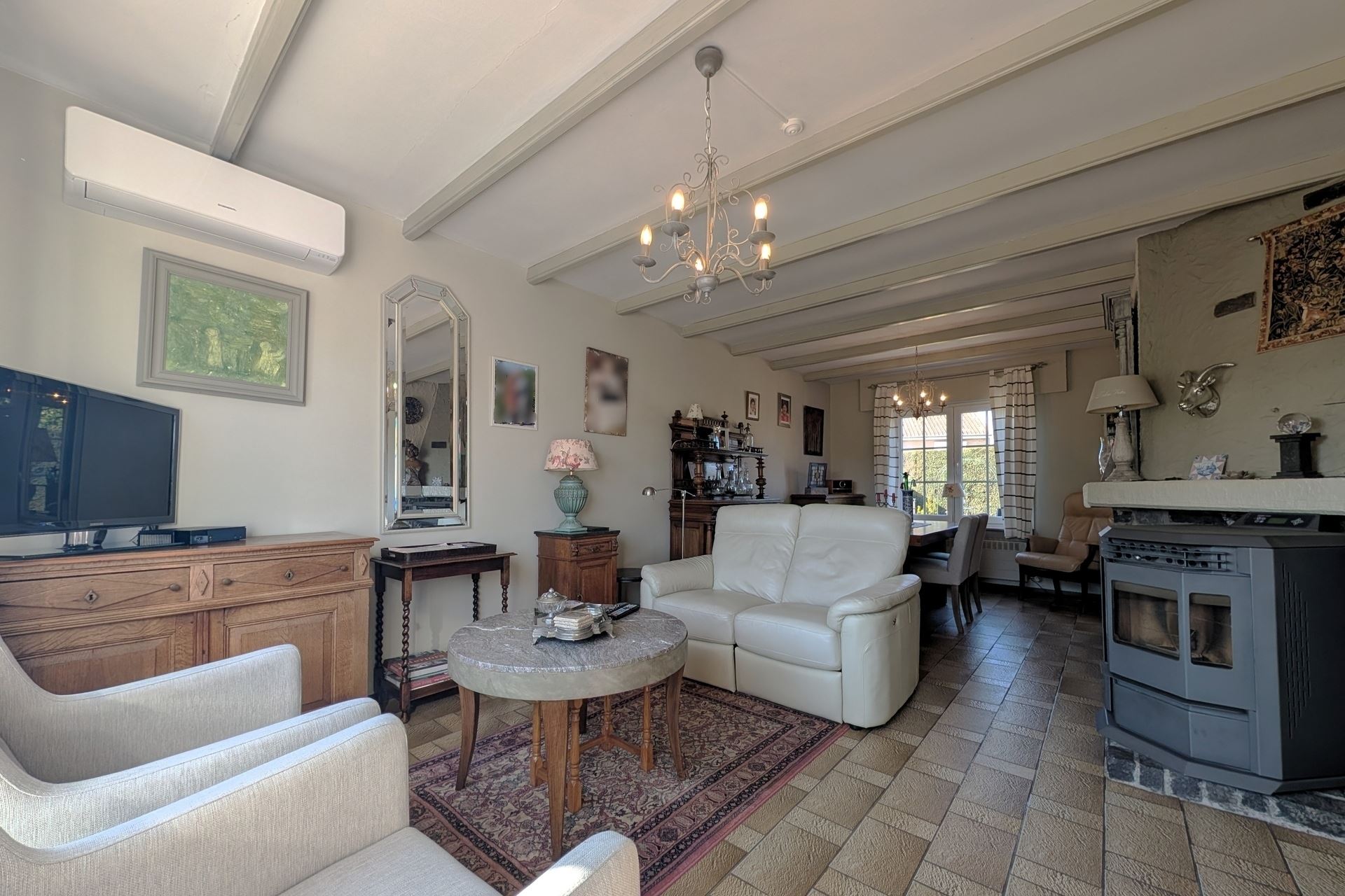 Instapklare woning met 4 slaapkamers in een rustige woonwijk te Lanaken - foto 5