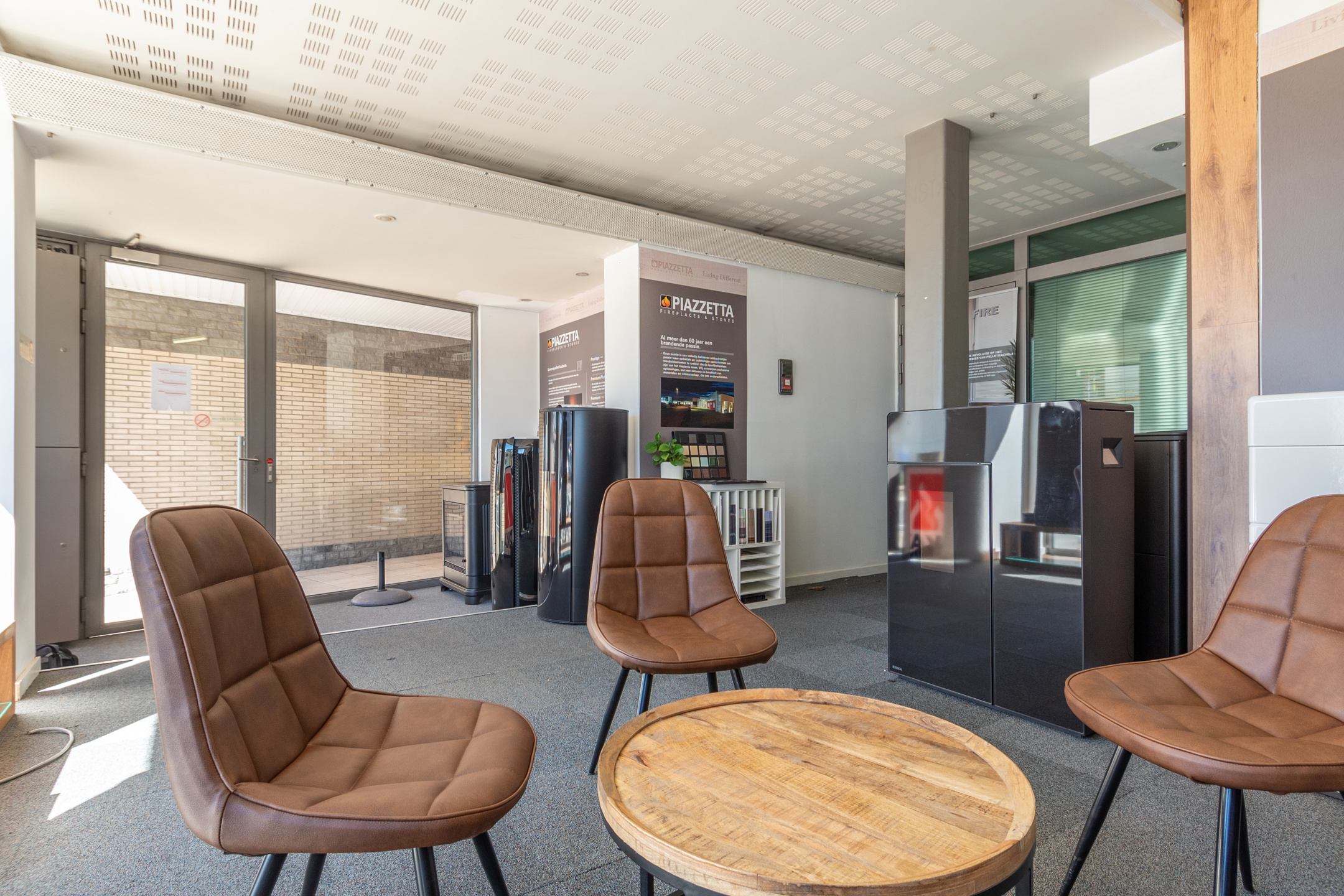 Ruim handelsgelijkvloers nabij het centrum - foto 4