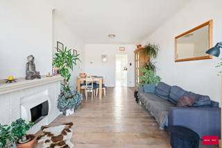 Dit gezellige appartement bevindt zich op de derde verdieping van een kleinschalig gebouw met slechts vier appartementen (zonder lift). Het dak...