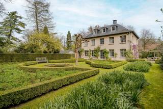Exclusive Axel Vervoordt villa in Vriesdonk Reached via an elegant driveway, you are welcomed by a majestic magnolia before arriving at...