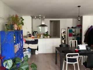 Het Patershol is een zeer rustige en historische locatie, midden in het stadcentrum van Gent.<br />Dit mooi &amp; modern appartement, met een bewoonbare oppervlakte van ca 108 m² + een terras van ca 14 m², ligt in deze aangename residentiële omgeving.<br />Aan het appartement is een eigen autostaanplaats op de binnenkoer gekoppeld.<br />Het gebouw zelf dateert van 2009 en telt 8 appartementen + 1 woning.<br />Het appartement is gelegen op de eerste verdieping en kent alle comfort. Het is ingedeeld in een living met open keuken - volledig geïnstalleerd + nachthal + berging + 2 slaapkamers + badkamer met douchebad + apart toilet + terras.<br />Het wordt vandaag verhuurd aan een huurprijs = 1.185,00 EUR + 121,00 EUR voor de staanplaats (per maand).<br />Er wordt gestreefd naar een verkoop van de aandelen van de (quasi schuldenvrije) vennootschap waarin dit appartement zit.<br />De waarde van het appartement wordt geschat op 650.000,00 EUR.<br />De waarde van de aandelen = 720.000,00 EUR.<br />Interesse?<br />Neem dan vrijblijvend contact op met Hans op GSM +32 497 26 99 37 of via e-mail hans@finactor.be.<br />Alle gedetailleerde informatie kan bezorgd worden.