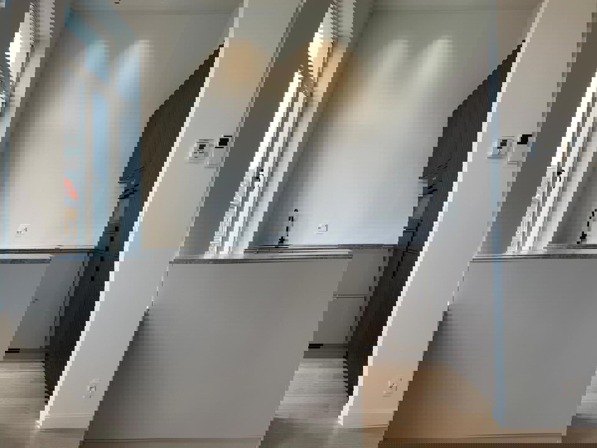 Volledig vernieuwd tweeslaapkamerappartement op ’t Zuid - foto 1