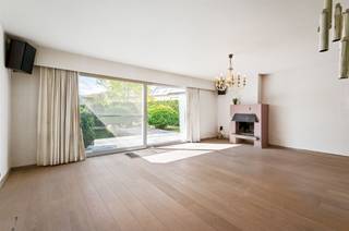 Recent gemoderniseerde gezinswoning met 3 (mogelijk 4!) slaapkamers, gunstig gelegen in een aangename en kindvriendelijke verkaveling (Beunt)...