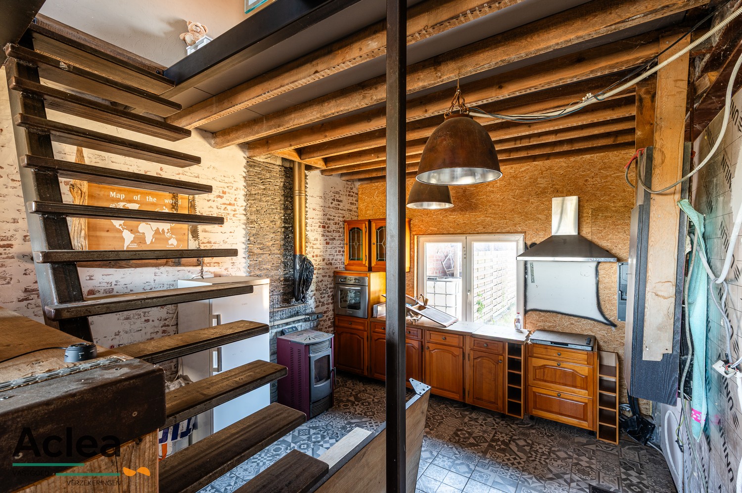 Volledig te renoveren woning met uitbreidingsmogelijkheden en open zichten - foto 4