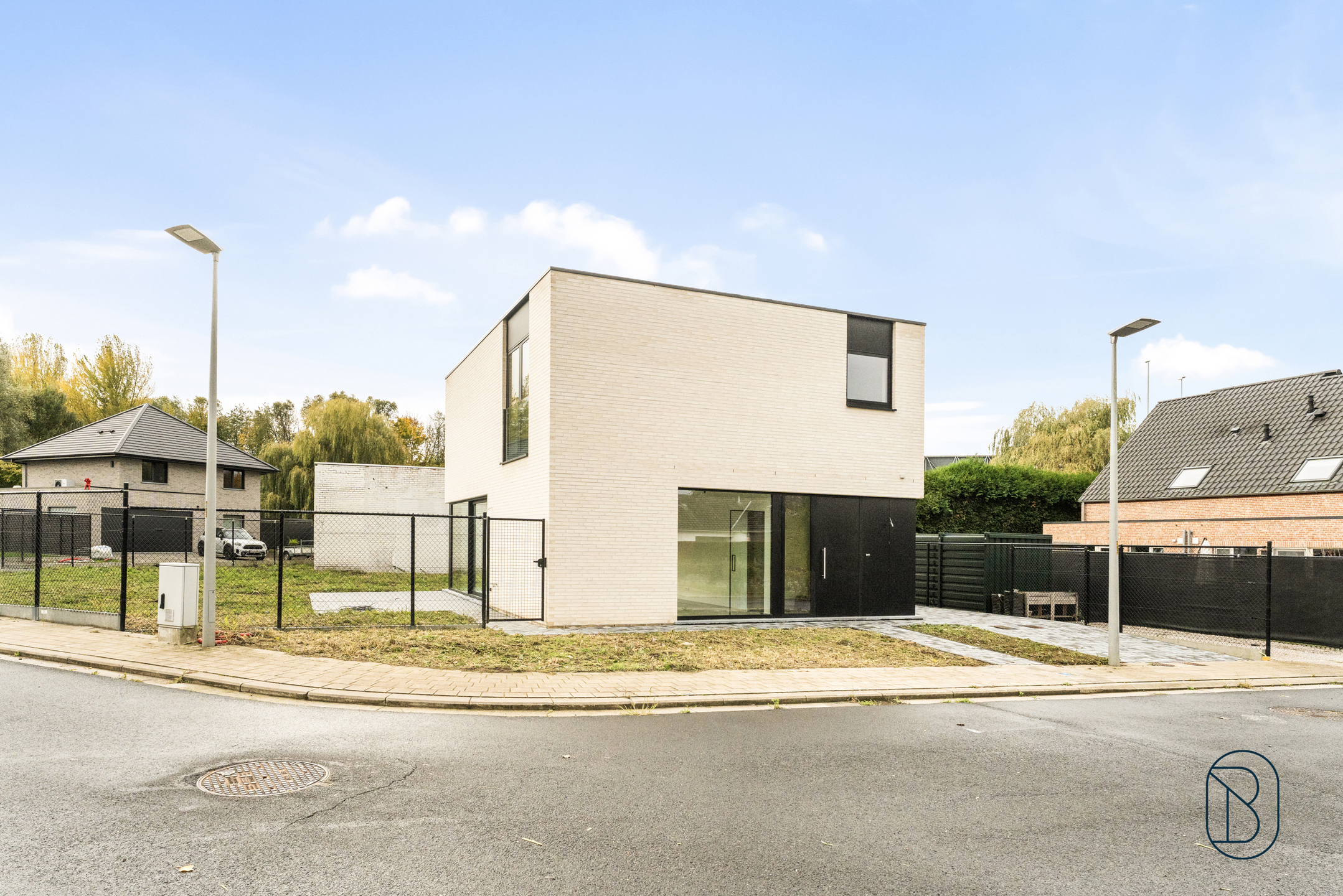 Nieuwbouwwoning met zonnepanelen, zuidgerichte tuin in Marke - foto 2