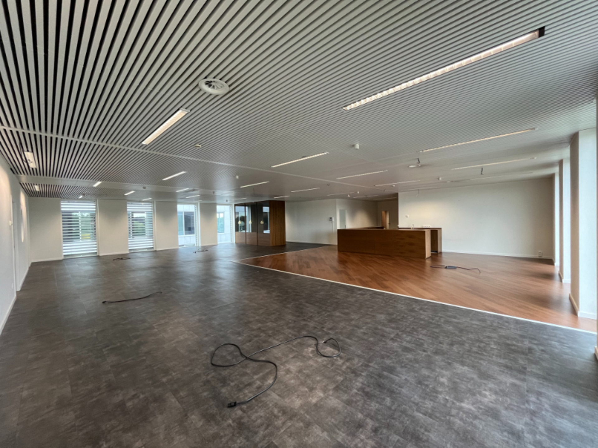 Kantoren inclusief parking te huur in Erembodegem - foto 2