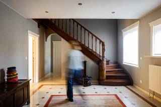 In het doodlopende en rustige Schouteerpark te Destelbergen bevindt zich deze prachtige landelijke villa met een bruikbare vloeroppervlakte van...