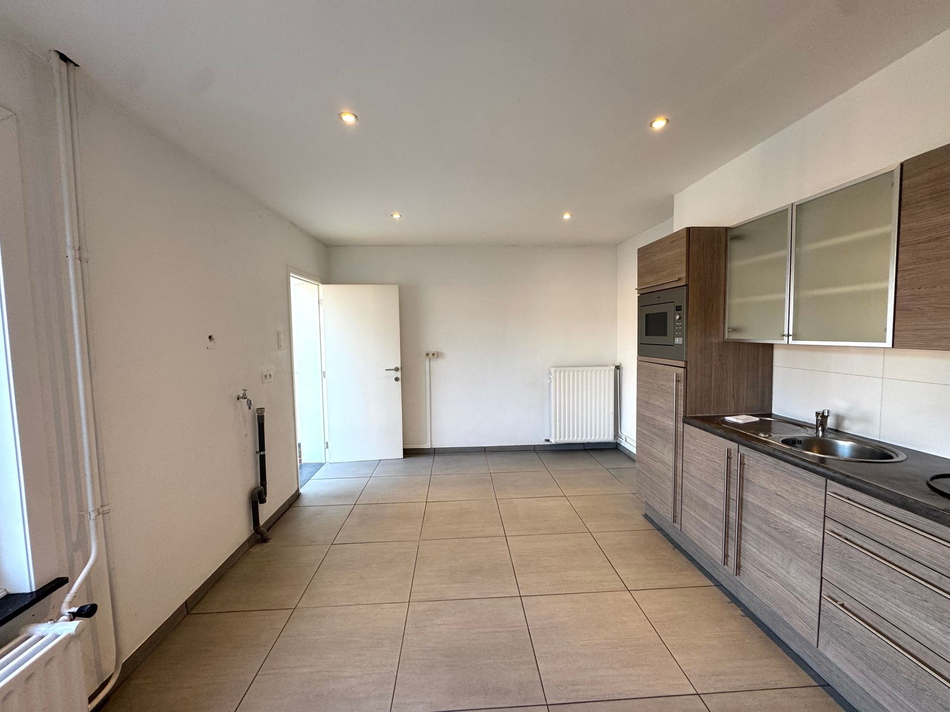 House for sale in Maasmechelen with 3 bedrooms - photo 4