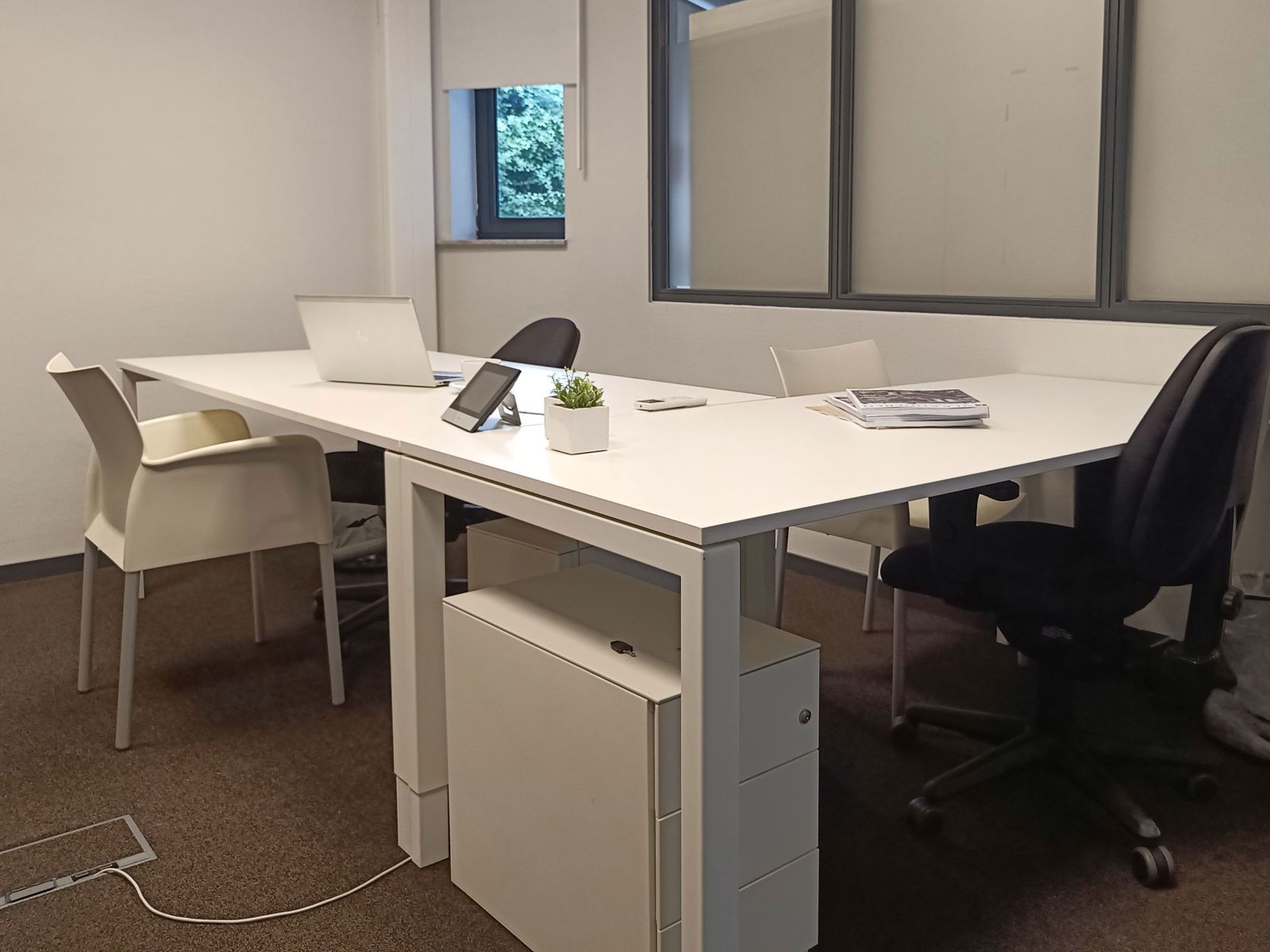 Te huur: compacte, professionele werkplek in Hasselt - foto 4