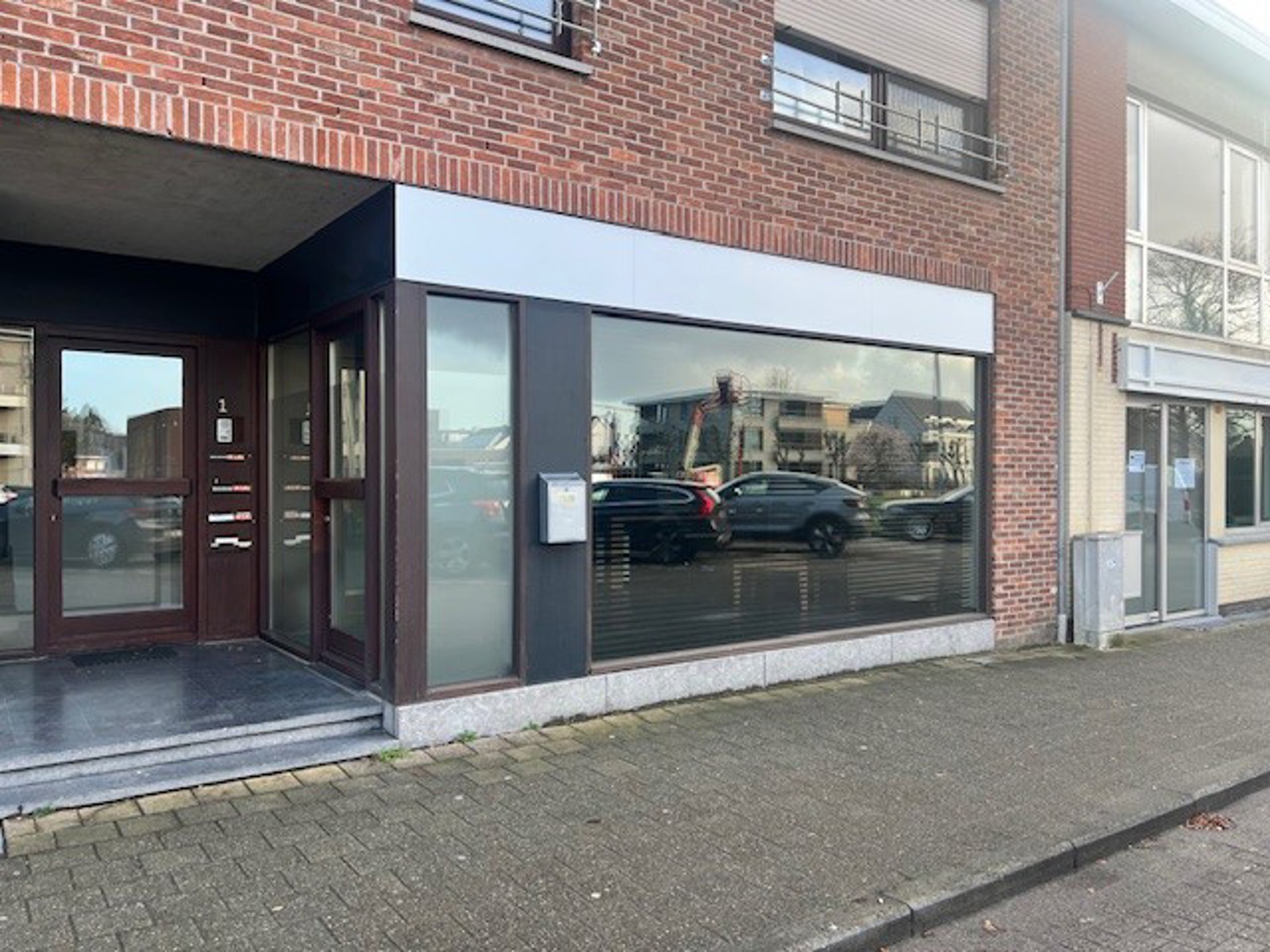 Commercial for rent in Hoogstraten - photo 2