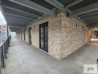 Dit prachtige appartement bevindt zich in een uniek project in het hart van Sint-Truiden en straalt een bijzondere sfeer uit, mede dankzij het...