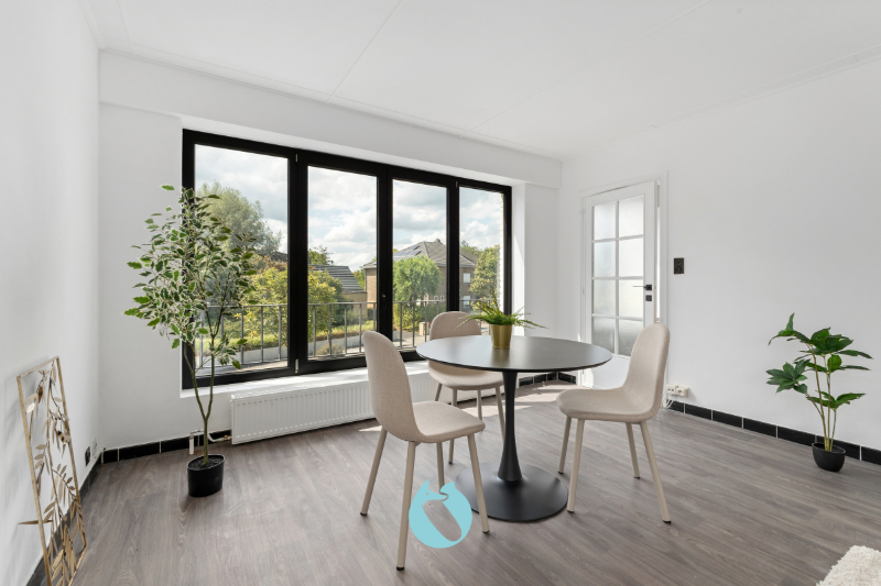 Hoekappartement met 2 slaapkamers, terras en gemeenschappelijke tuin - foto 2