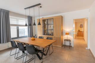 Gelijkvloers appartement met riant terras in het centrum van Boom. Dit instapklare appartement beschikt over twee volwaardige slaapkamers, een...