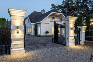 Riante, levensloopbestendige villa 'Arendsnest' met uitzonderlijk hoogwaardige afwerking te Achel (Hamont-Achel), nabij Pelt, en vlakbij...