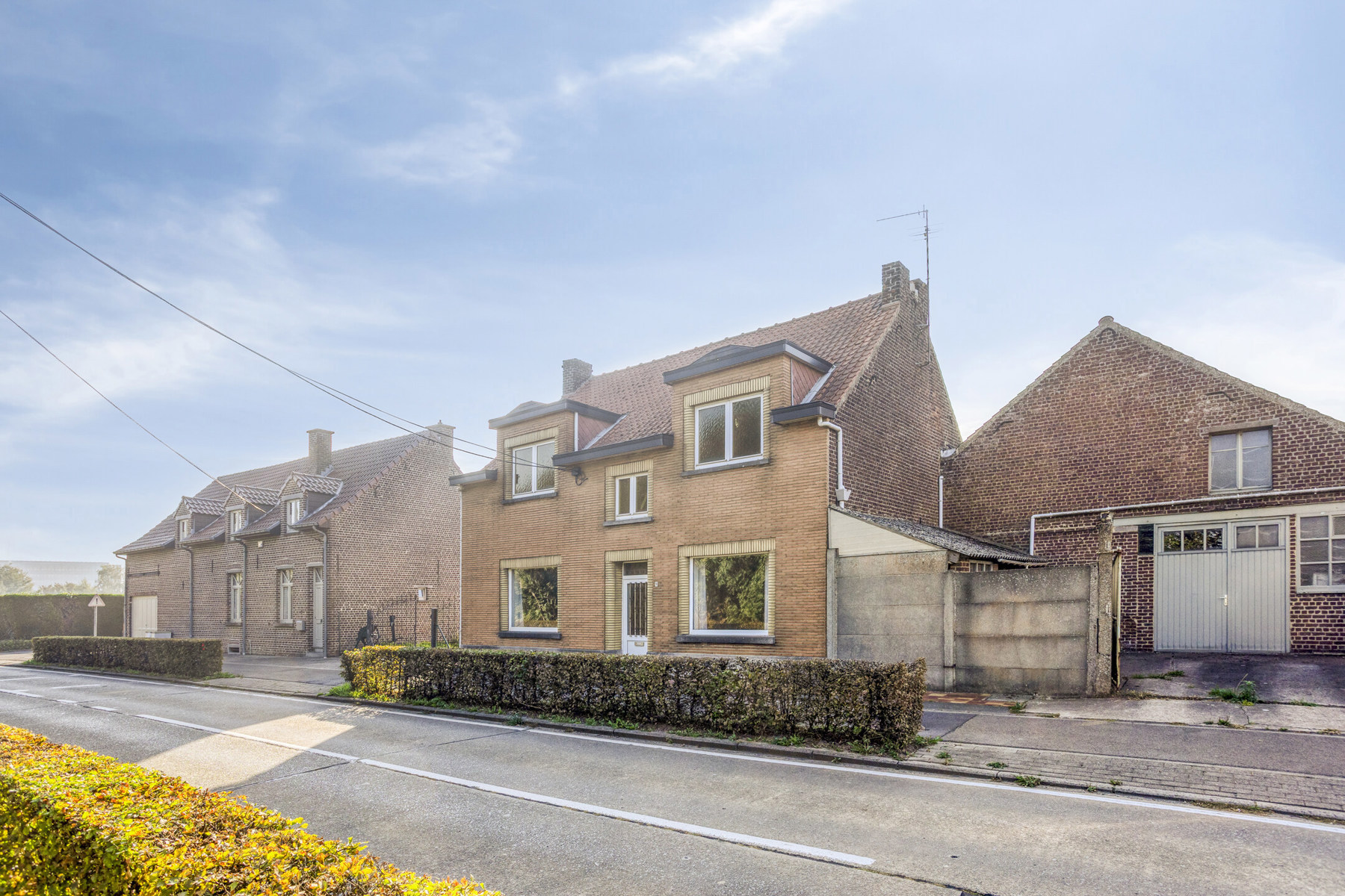 House for sale in Sint-Pieters-Leeuw with 2 bedrooms - photo 1