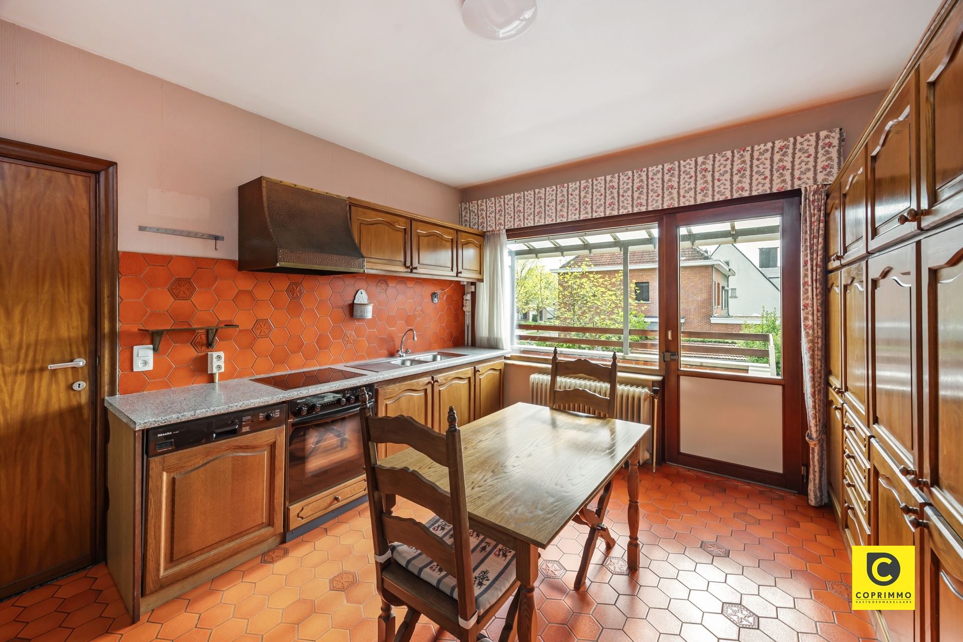 Charmante woning met 3 slp+tuin en garage - foto 3
