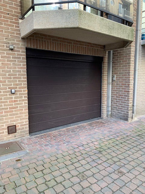 Garage for rent in Ostend - photo 2