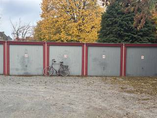 Laatste parkeerplaatsen te koop op unieke ligging in centrum EdegemOntdek nu deze laatste parkeerplaatsen op een topligging op wandelafstand van...
