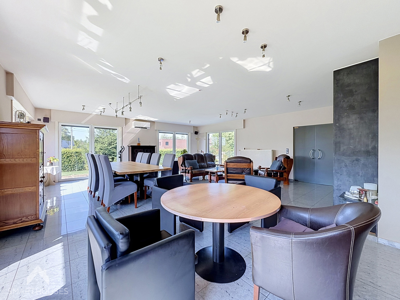 Villa met 5 slaapkamers op 1941m², volledig onderkelderd - foto 5