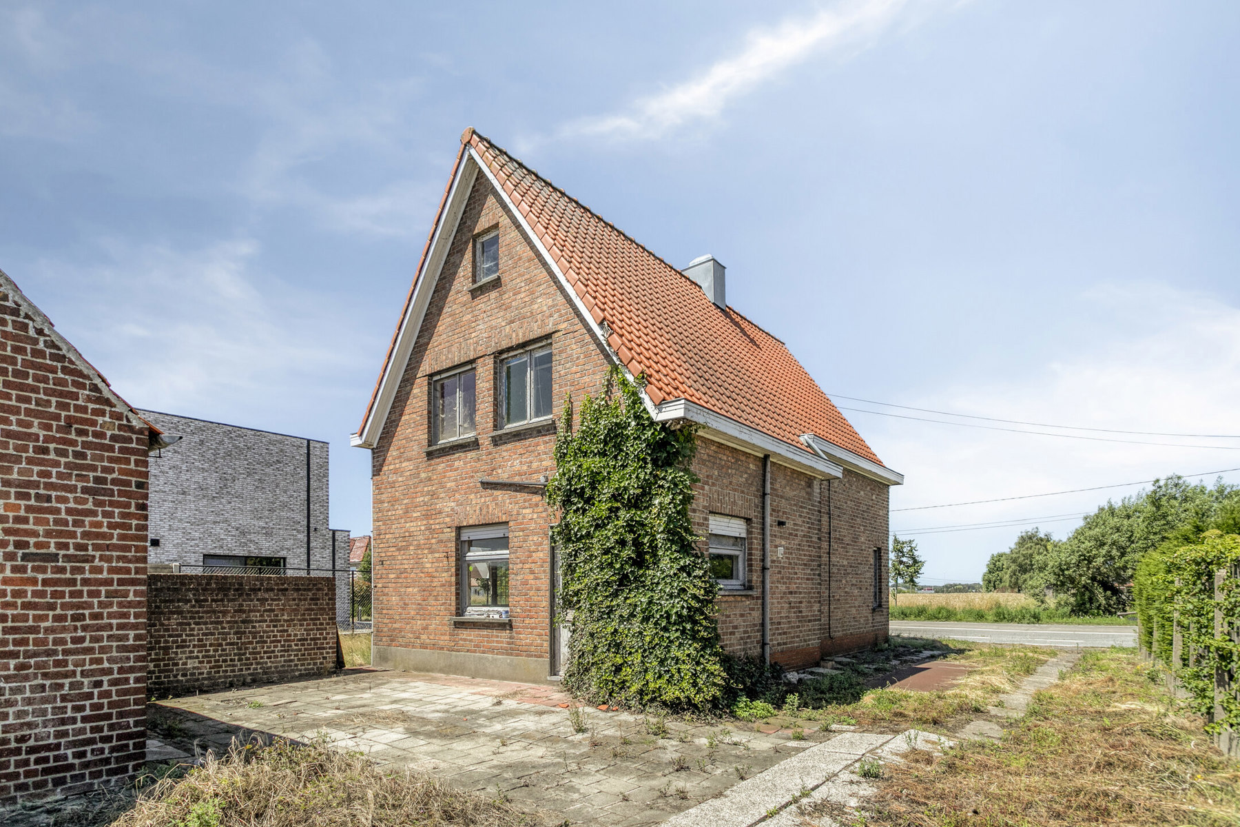 Te renoveren woonst, ook voor nieuwbouwproject in Zedelgem - foto 4
