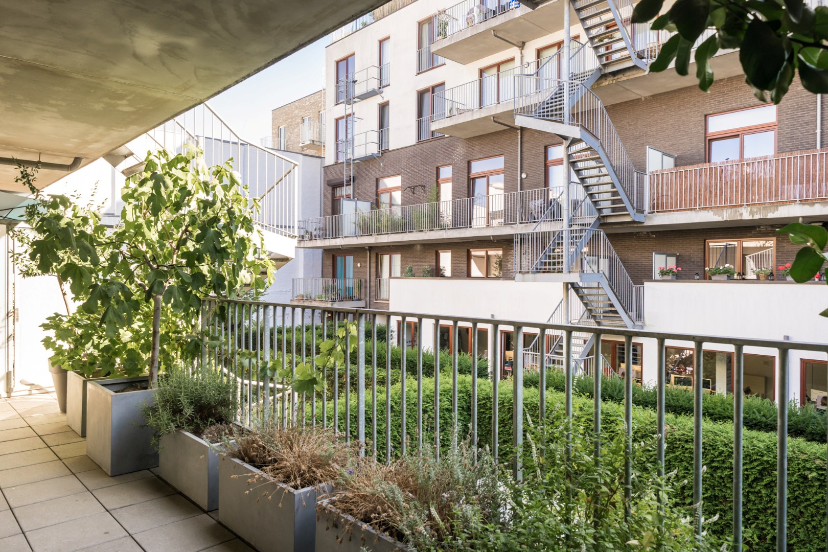 Stijlvol wonen in het hart van de Cadix-wijk - foto 5