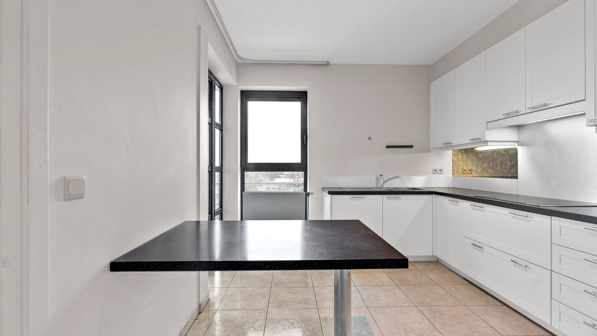 Energiezuinig appartement met 3 slpk's in het centrum van Genk - foto 4