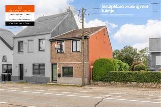 Instapklare gezinswoning met 3 slaapkamers en zonnige tuin Op een vlot bereikbare locatie vind je deze charmante gezinswoning die comfort en...