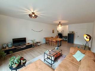 Lichtrijk 2-slaapkamerappartement op toplocatie in hartje Tienen.Op slechts 100 meter van de Grote Markt in Tienen, bevindt zich dit charmante en...