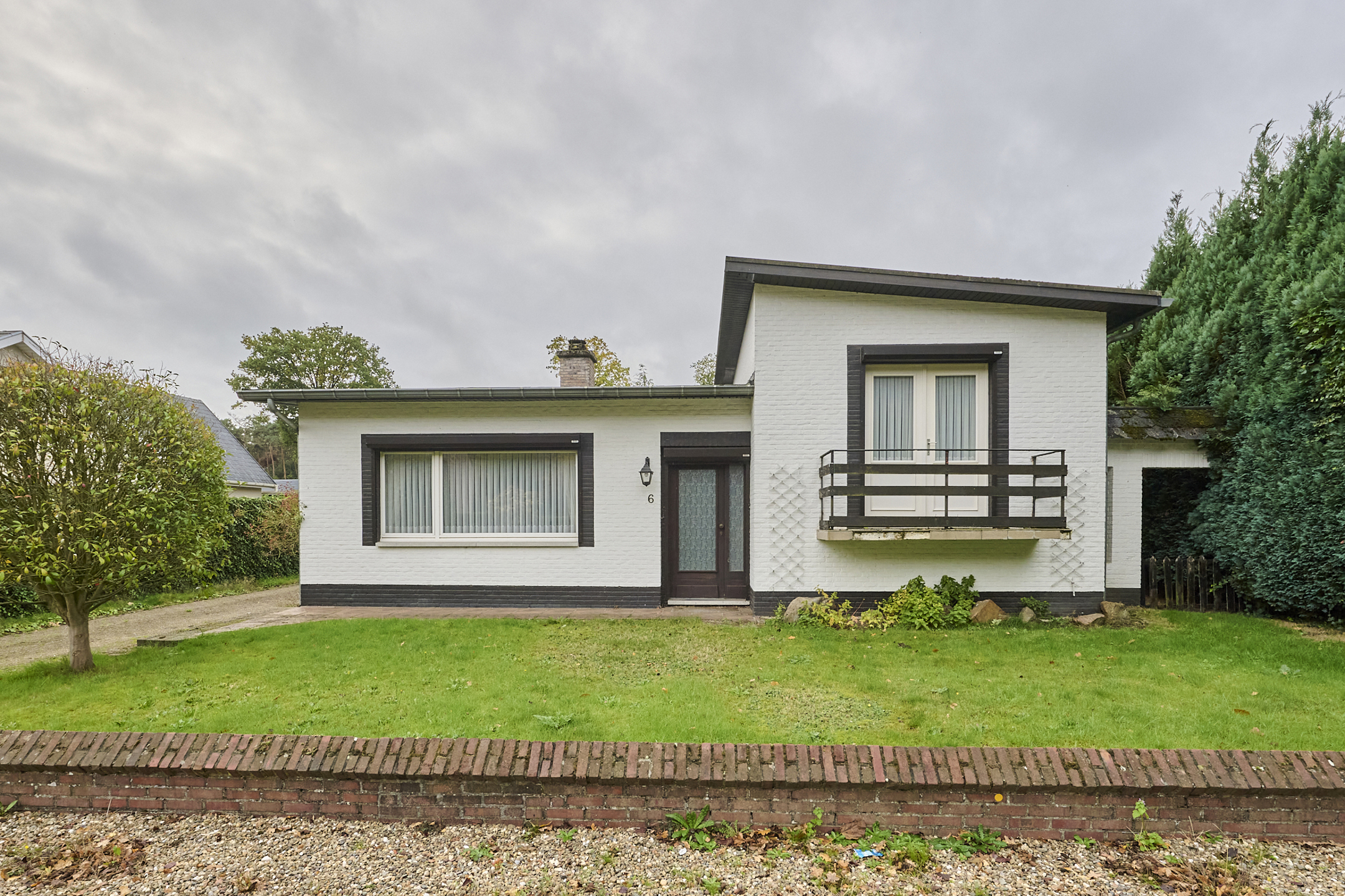 RUSTIG GELEGEN OP TE FRISSEN GEZINSWONING OP 6a in As. - foto 1