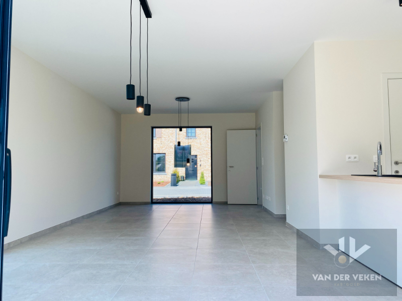 House for rent in Hasselt with 4 bedrooms - photo 3