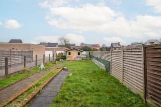 Te renoveren woning met karakter, tuin en optionele garage hartje St. JobIn het centrum van St. Job, op een toplocatie met alle voorzieningen binnen...