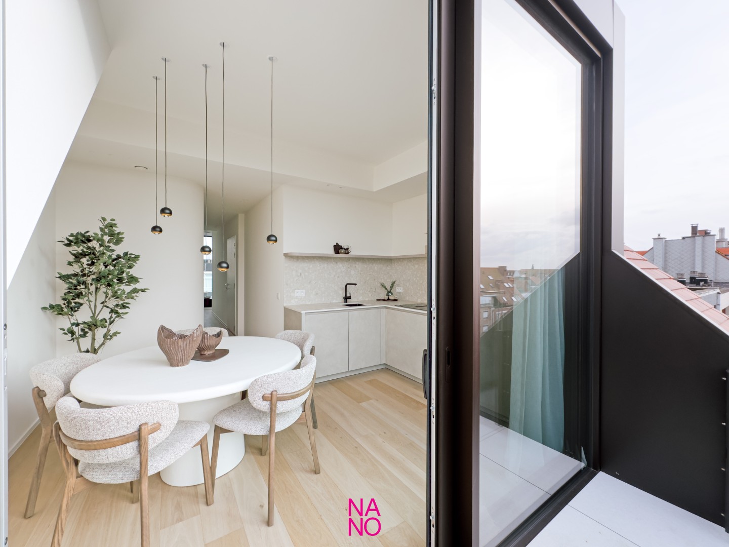 Luxe nieuwbouw duplex appartement met uniek zeezicht aan het prestigieuze Van Bunnenplein in Knokke-Heist. - foto 5