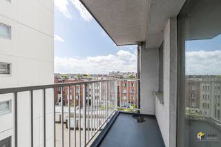 Wouter Haecklaan 2 (4th floor) - Deurne  To be renovated apartment (119 m²) with 3 bedrooms and terrace (5 m²) in Deurne.Here you live at the foot of...