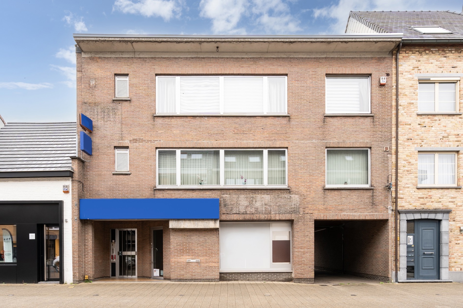 Commercial for sale in Brecht - photo 2