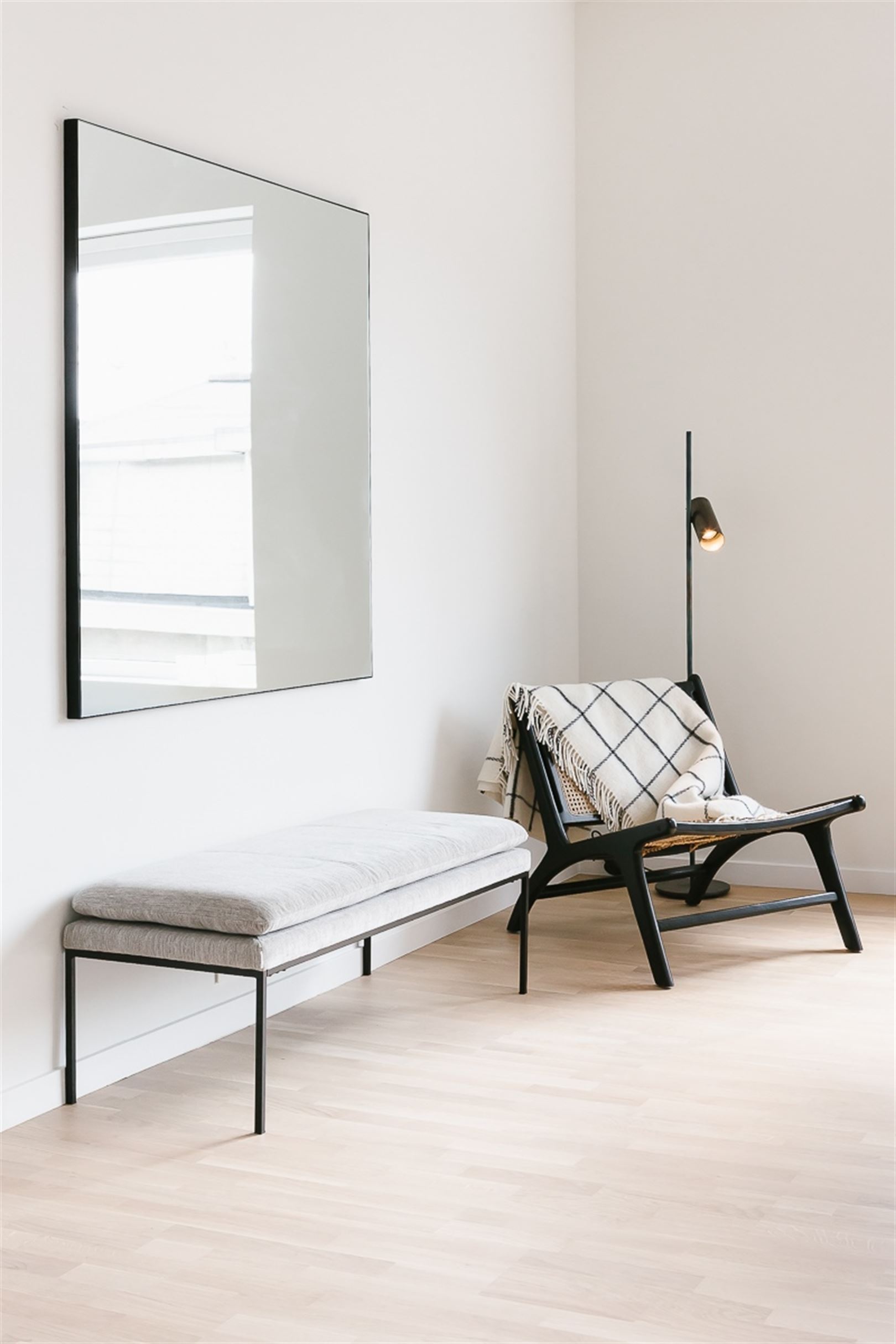 Appartement rénové de 2 chambres - photo 2