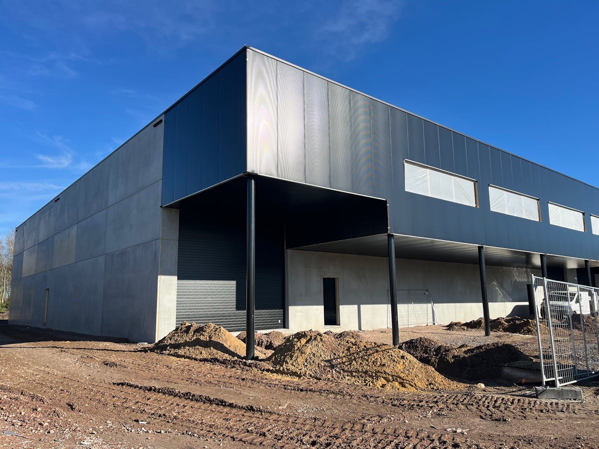 Warehouse (1,441 m²) for rent near the N60 in Gavere - photo 2