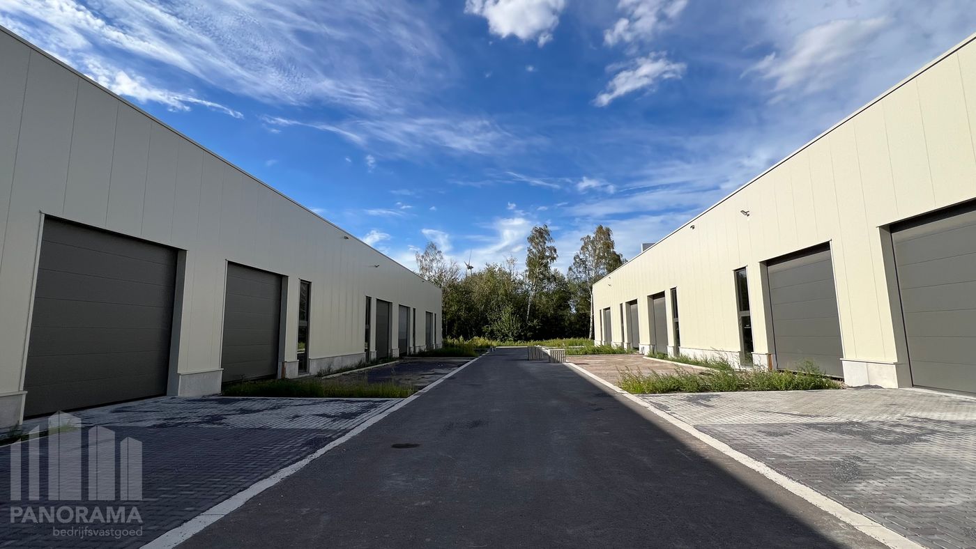 Nieuwbouw KMO-unit van 205 m² op een strategische locatie - foto 4